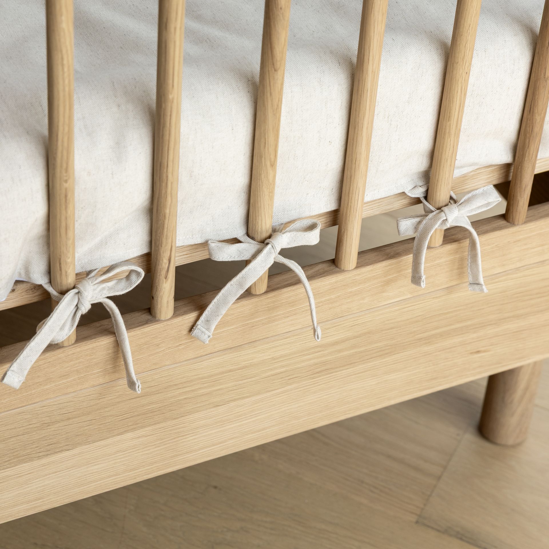 Lit bébé évolutif Forrest en chêne massif – 70 × 140 cm – Image 12